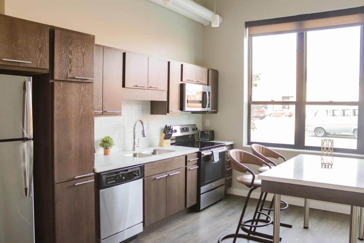 Sleepover Premier Downtown Des Moines Apartments Esterno foto