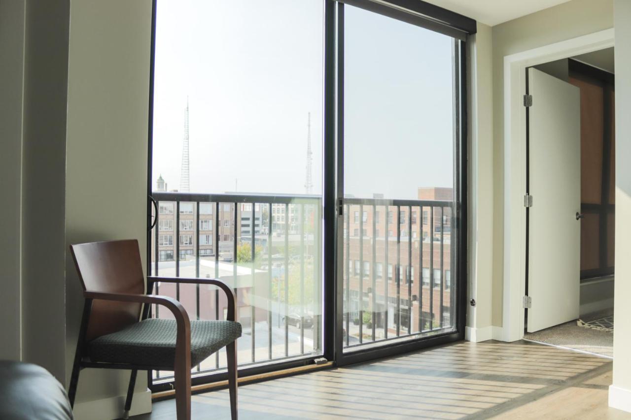 Sleepover Premier Downtown Des Moines Apartments Esterno foto