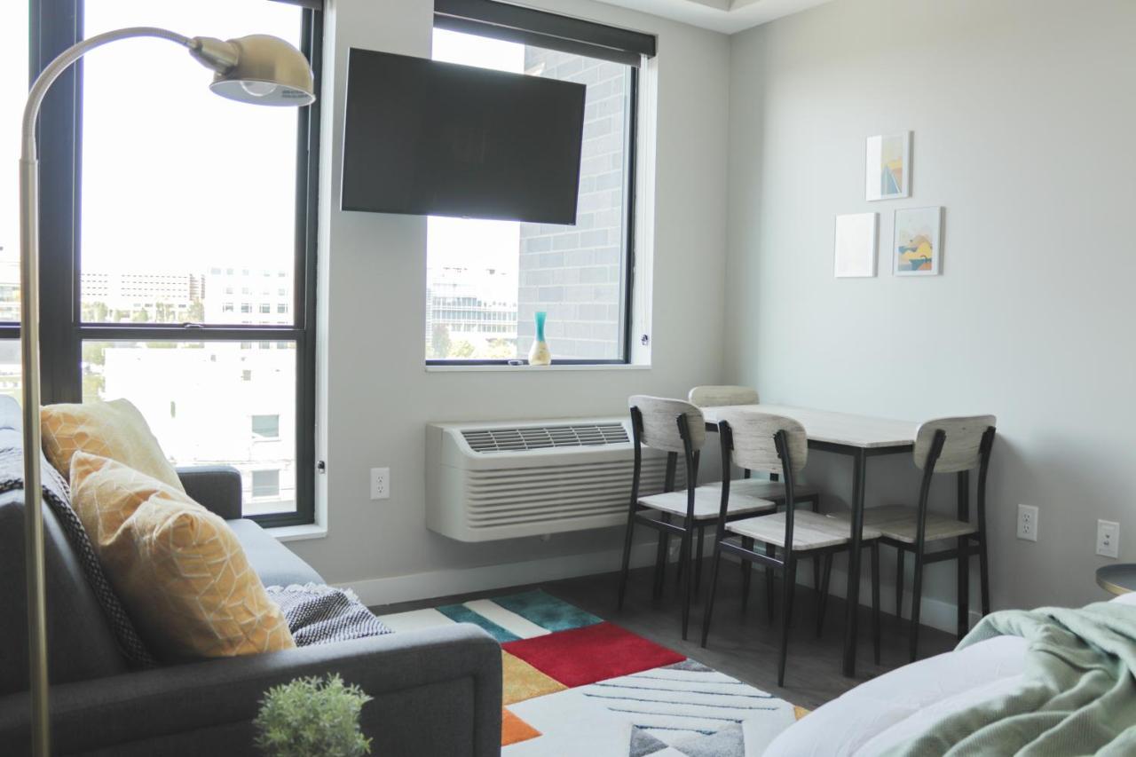 Sleepover Premier Downtown Des Moines Apartments Esterno foto