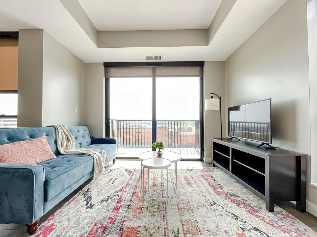 Sleepover Premier Downtown Des Moines Apartments Esterno foto